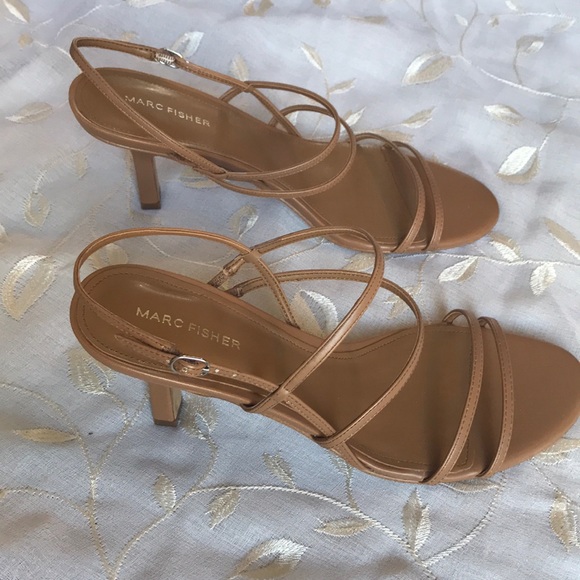 Marc fisher quarry strappy sandal Clearance